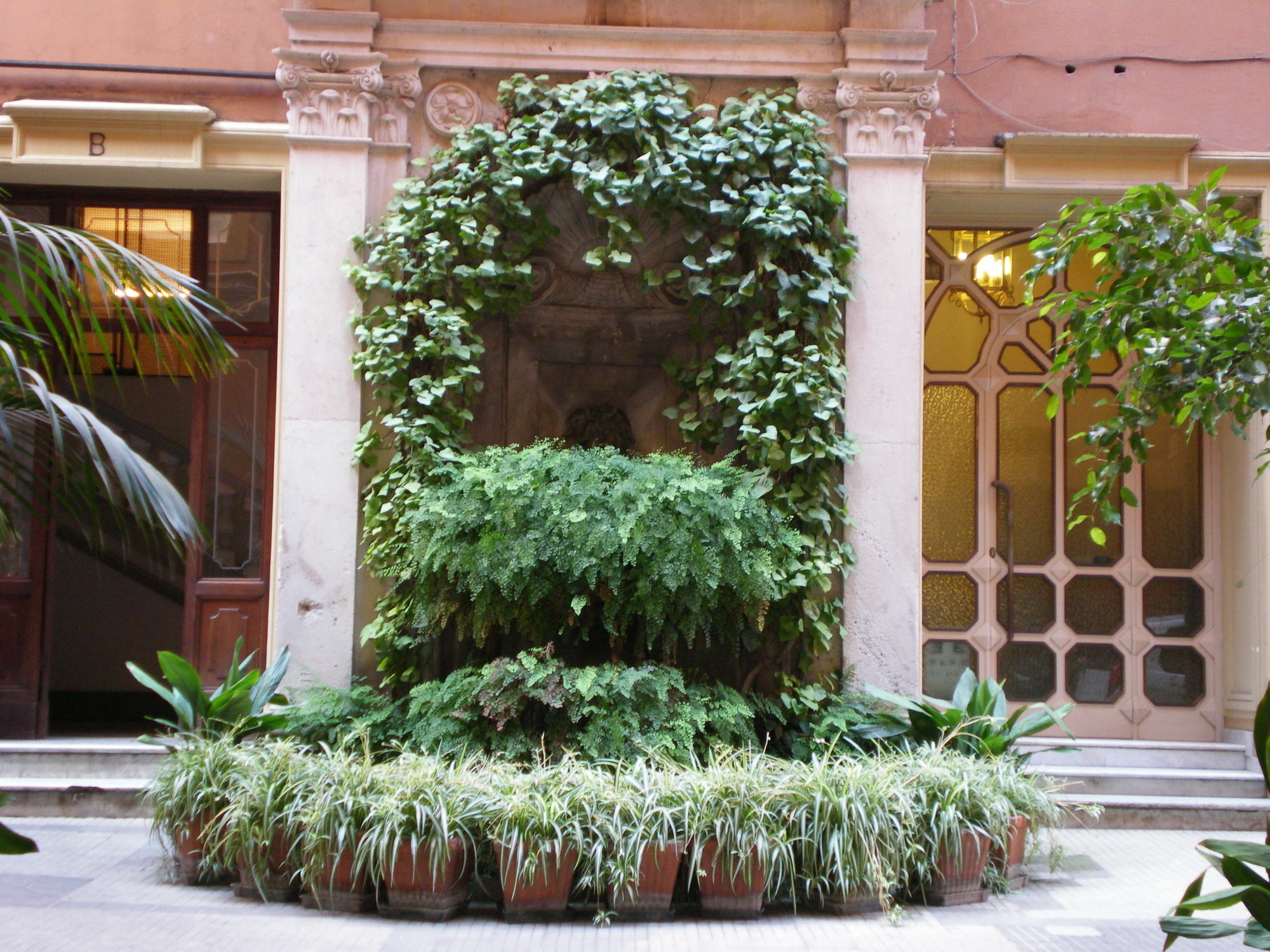 Persepolis Rome Hotel Exterior photo